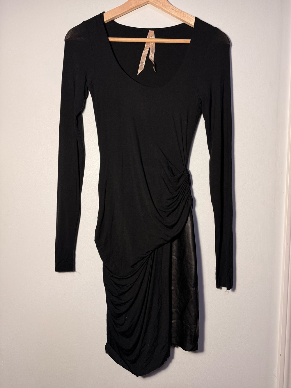 Bailey 44 Black Long-Sleeve Ruched Asymmetrical Mini Dress size XS